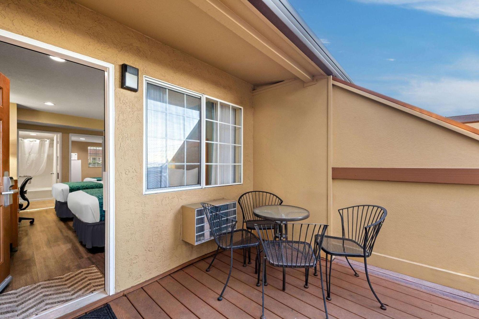 Hotel Howard Johnson By Wyndham Beach Boardwalk Santa Cruz