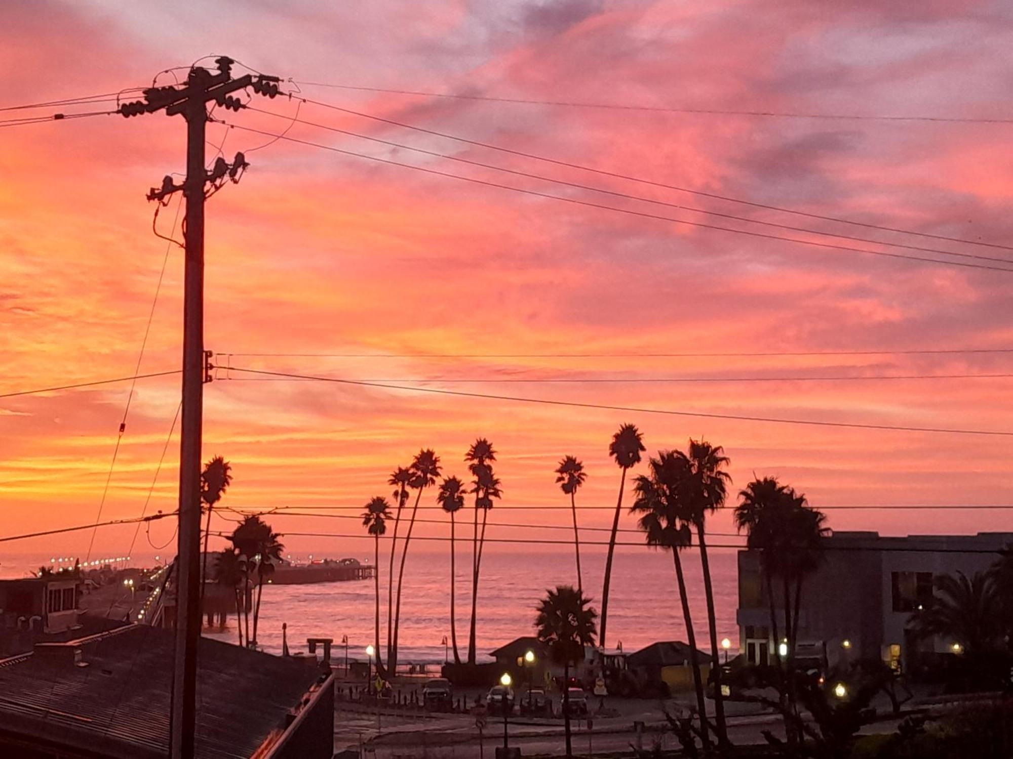 Howard Johnson By Wyndham Boardwalk Hotel Santa Cruz