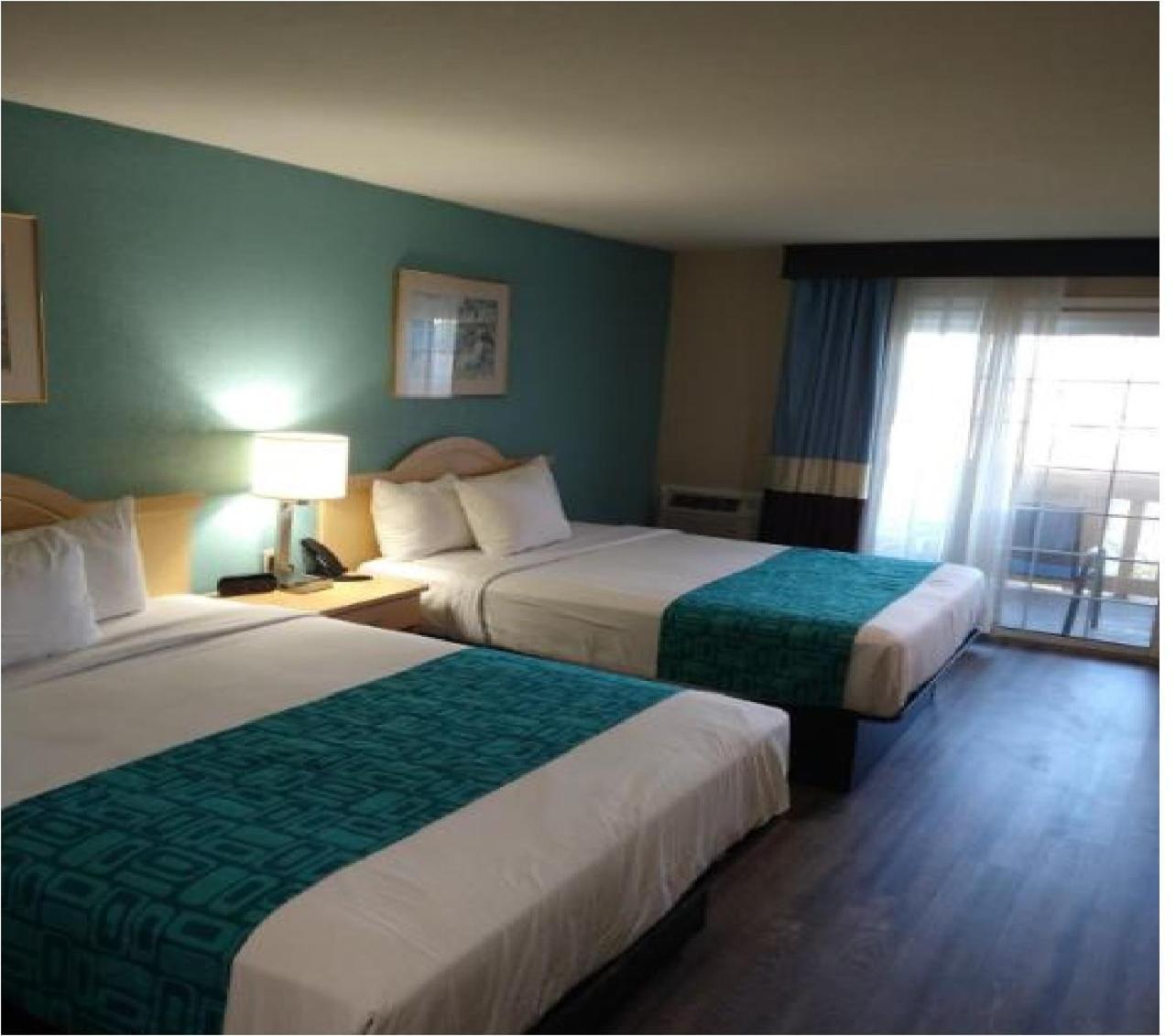 Howard Johnson By Wyndham Boardwalk