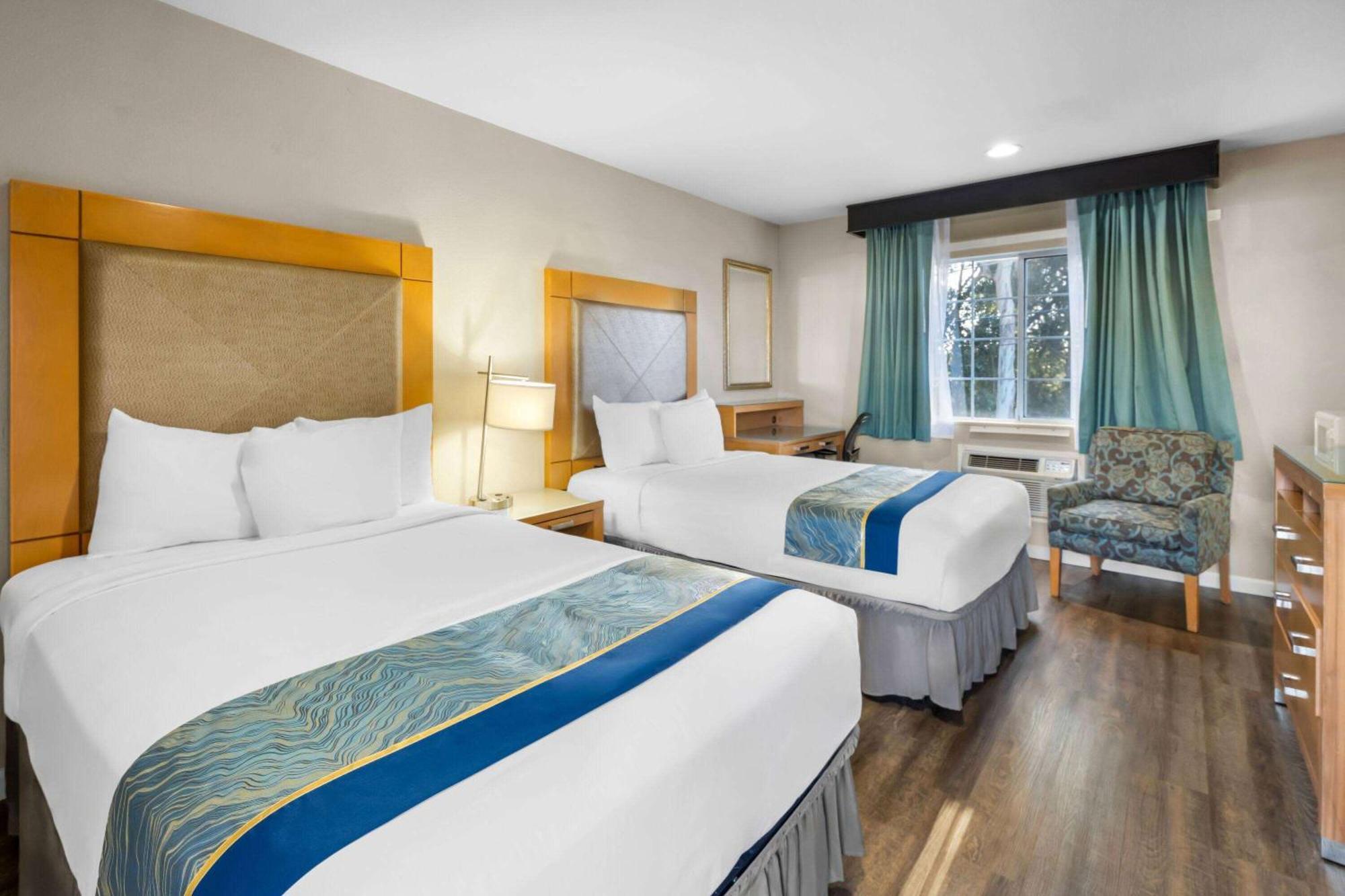 Hotel Howard Johnson By Wyndham Boardwalk